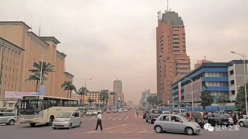 蓝狮平台官方：95后，我在非洲挖锂矿实现财富自由