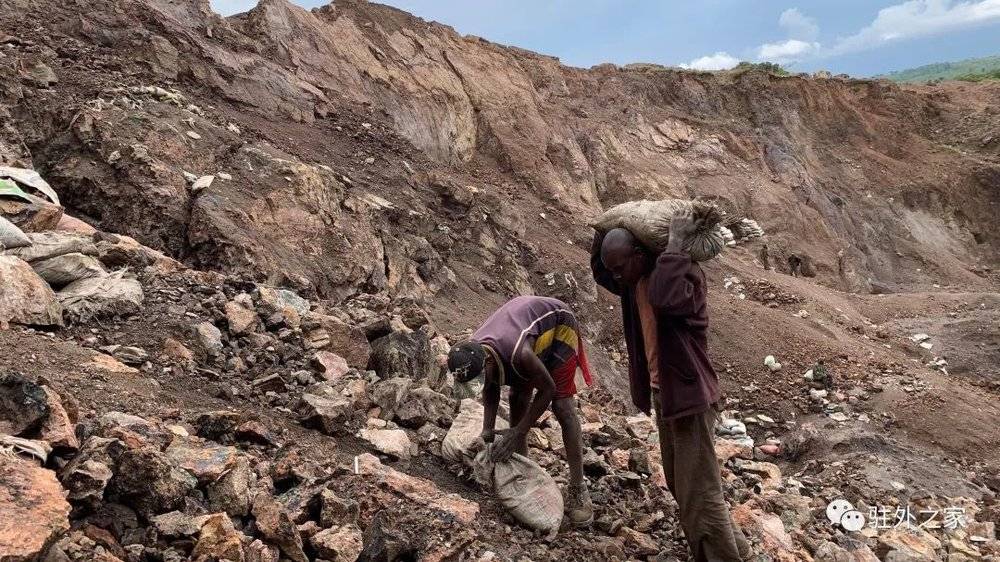 蓝狮平台官方：95后，我在非洲挖锂矿实现财富自由